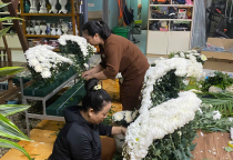 Thiết kế vòng hoa