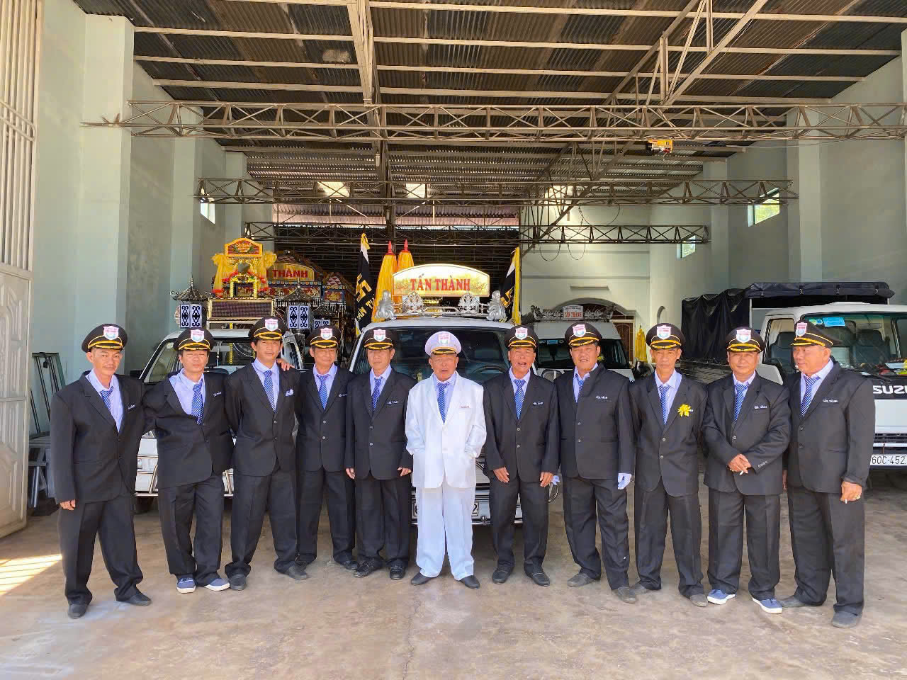 mai táng long khánh