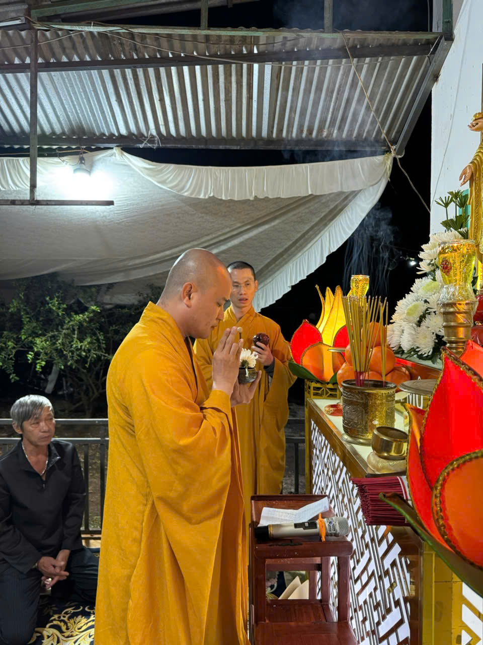 mai táng long khánh