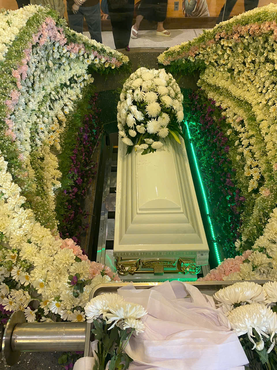 mai táng long khánh